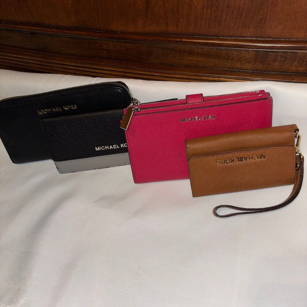 Michael Kors Wallet Bundle 4 different styles - image 1